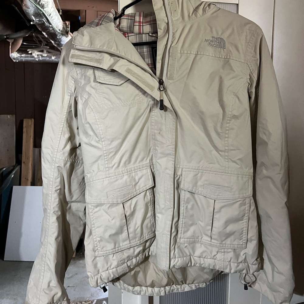 North Face Cream Light Winter Jacket